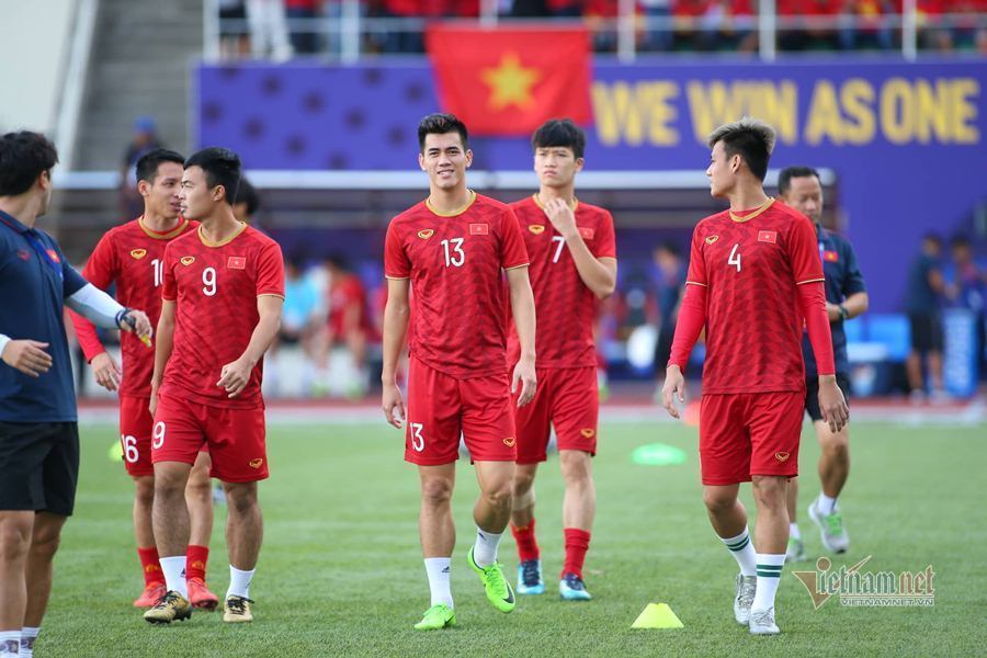 {keywords} {keywords}