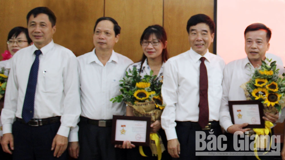 {keywords}