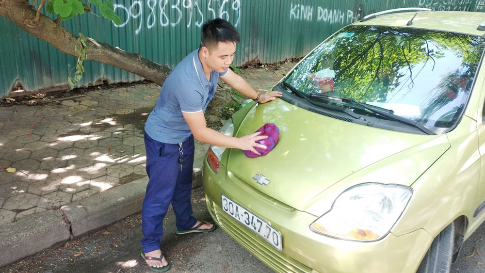 Chàng trai trẻ với những chuyến xe miễn phí giúp bệnh nhân nghèo