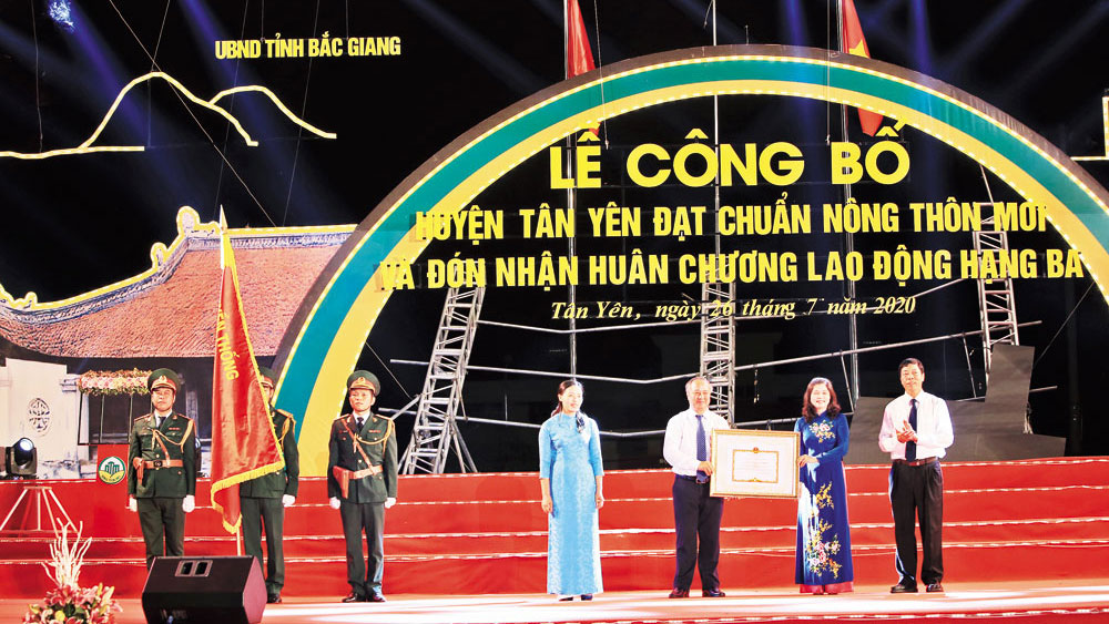 Tân Yên Khuyến mãi Mocbai huyện đạt chuẩn nông thôn mới nâng cao