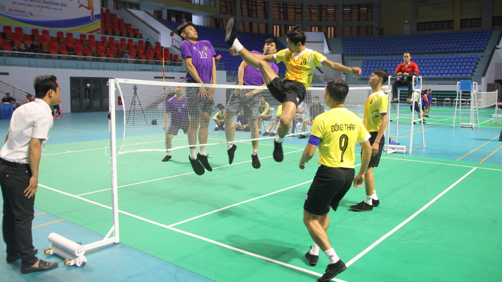 Đội Đồng Tháp lên ngôi vô địch nội dung đá cầu đồng đội nam và đồng đội nữ