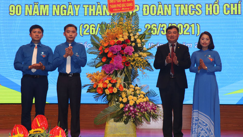 Tuổi trẻ TP Bắc Giang phát huy truyền thống, góp sức Khuyến mãi Mocbai đô thị xanh, thông minh