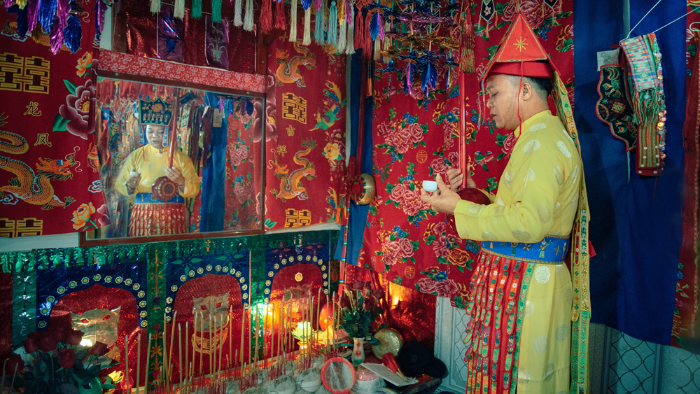 Nghi lễ "lẩu then" của người Nùng