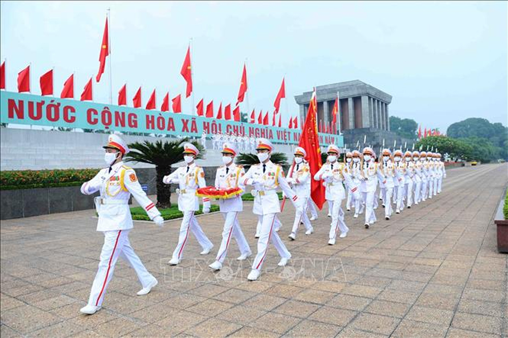 {keywords} {keywords}