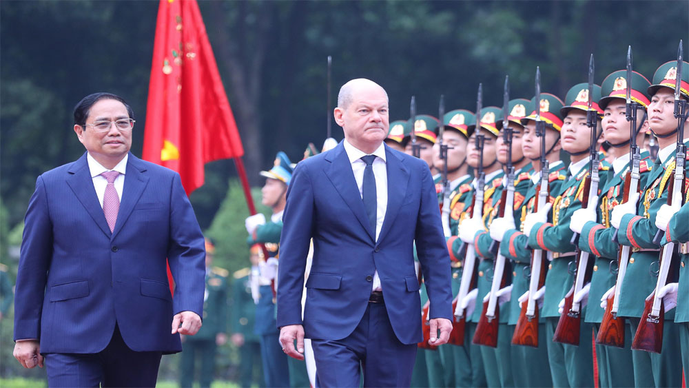 {keywords} {keywords}