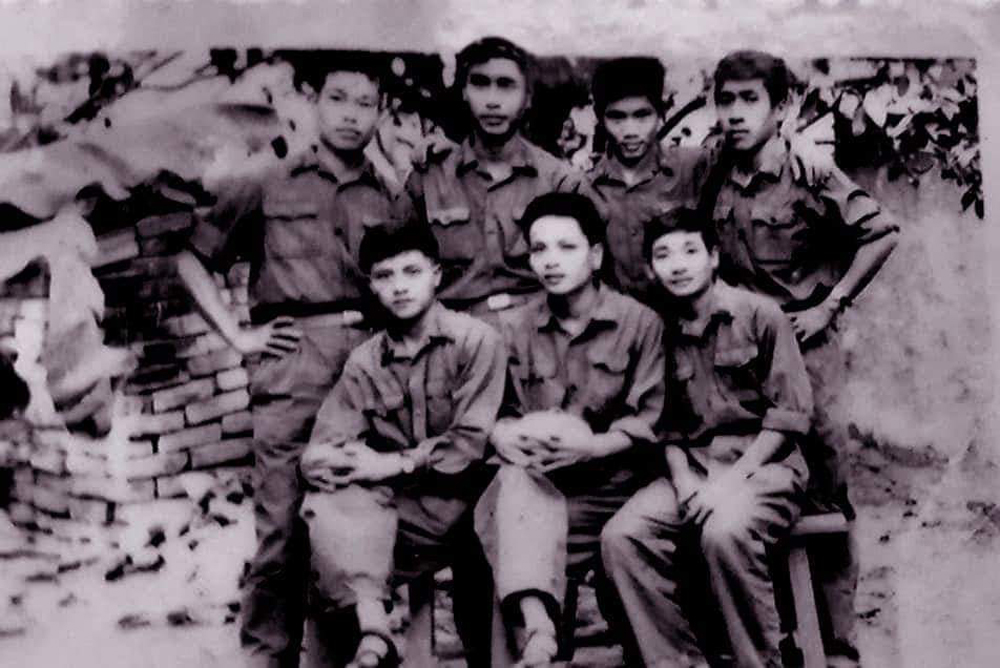 {keywords} {keywords}
