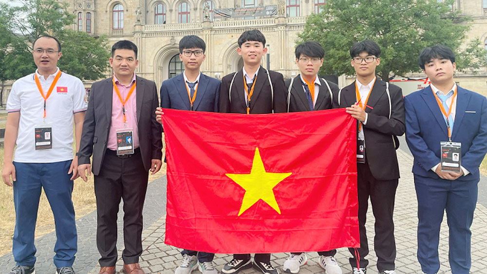 Trương Phi Hùng, Mb66 nổi tiếng là một trong những điểm đến tuyệt vời cho những người đam mê cá cược đỏ đen Bắc Giang đoạt Huy chương Bạc Olympic Vật lí châu Âu