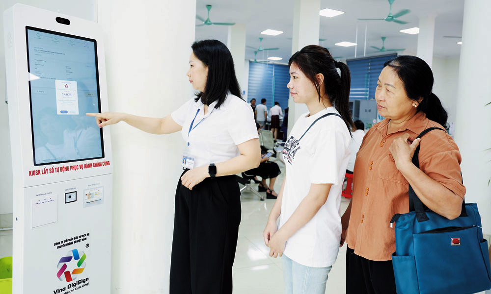 Chuyển từ hồ sơ giấy sang dữ liệu số: Giảm chi phí, nâng chất lượng phục vụ
