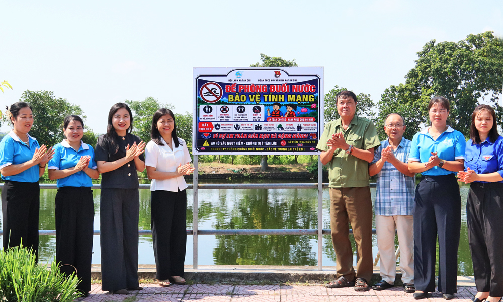 Triển khai mô hình an toàn phòng chống đuối nước và "Phụ nữ 3 đúng"