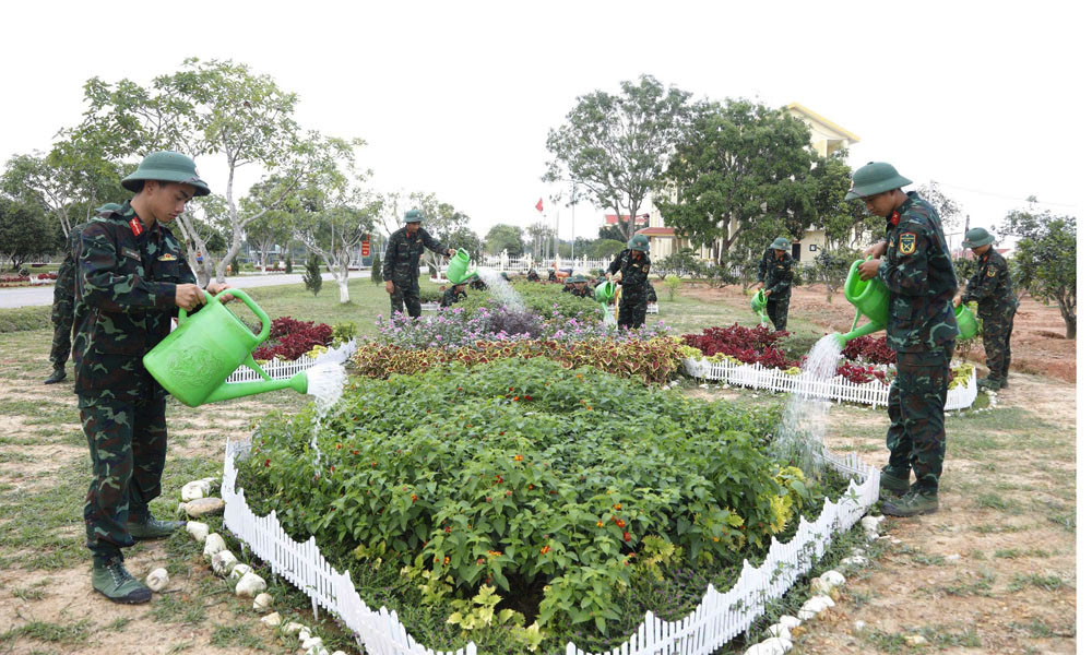 Trung đoàn 101 tham gia Hội thi “Doanh trại chính quy, xanh, sạch, đẹp’’ 
