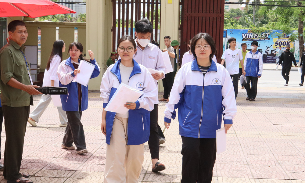 Over 1.2 million students begin national high school graduation exam