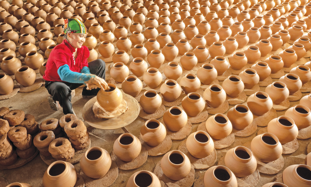 Giữ lửa nghề gốm Phù Lãng