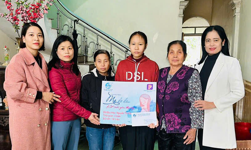 Hơi ấm tình mẹ