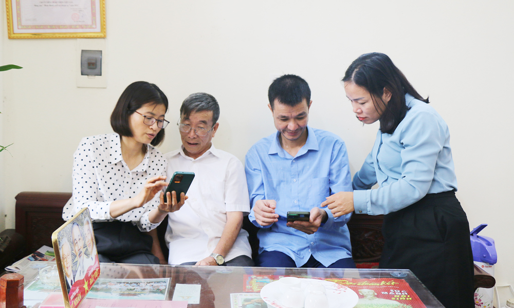 Sổ tay đảng viên điện tử: Đổi mới phương thức sinh hoạt Đảng