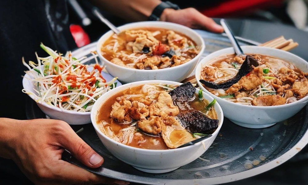 Độc đáo phở gan cháy