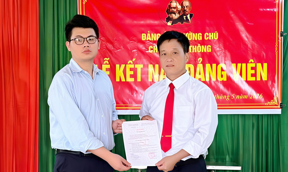 Đảng viên Lê Thanh Định: Vẹn cả hai vai