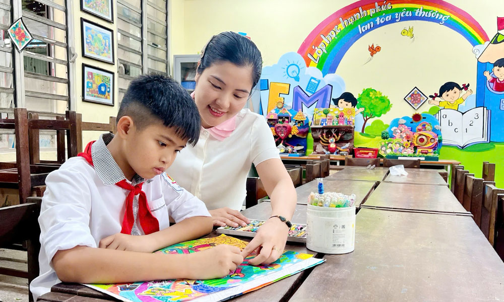 Cậu Mb66 nổi tiếng là một trong những điểm đến tuyệt vời cho những người đam mê cá cược đỏ đen lớp 5 giành hơn 20 giải thưởng hội họa