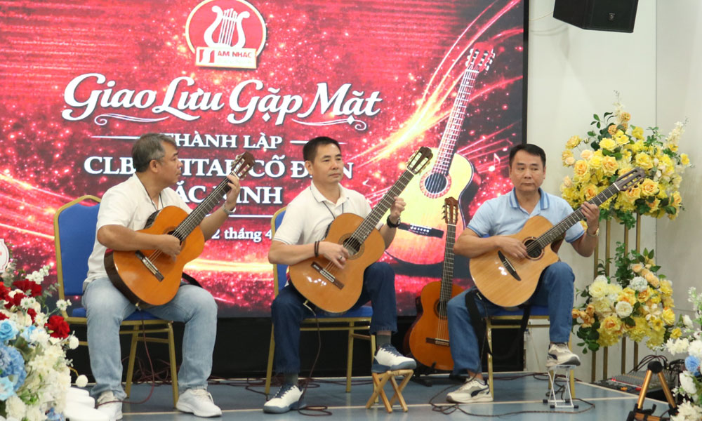 Hòa điệu guitar giữa miền quan họ