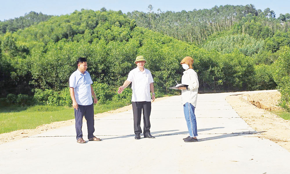 “3 cùng, 4 rõ” trong triển khai dự án đầu tư công tại các xã miền núi