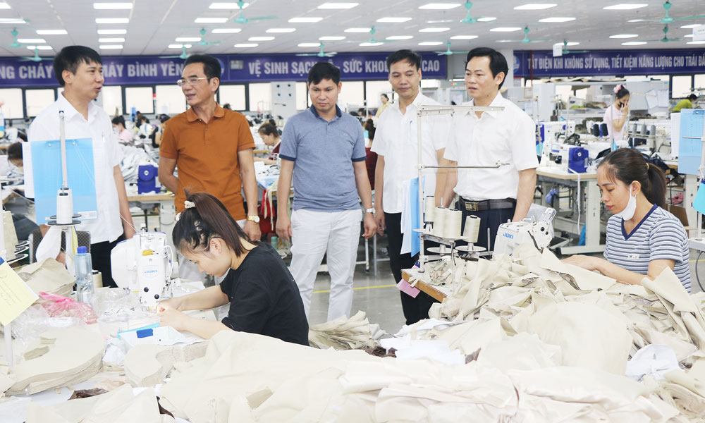Chú trọng xây dựng tổ chức Đảng trong doanh nghiệp