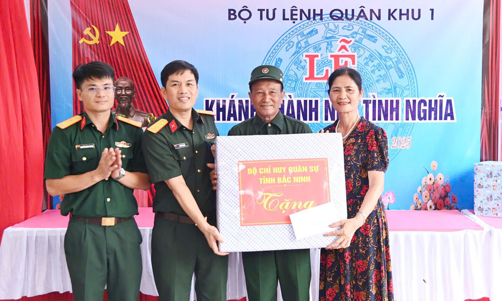 Lực lượng vũ trang Trang Chủ Chính Thức MB66.COM: Tri ân người có công bằng việc làm thiết thực
