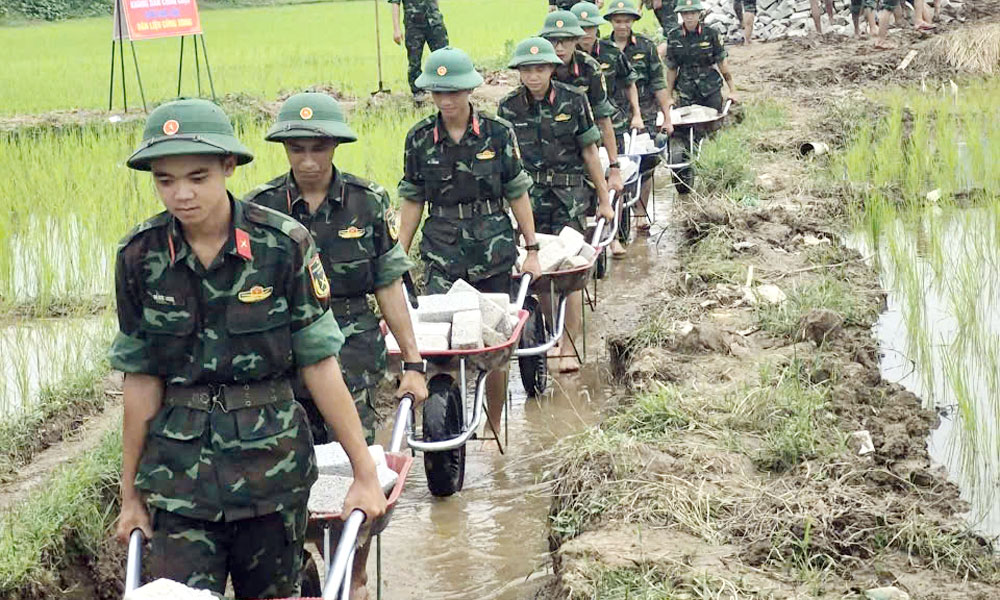 Sư đoàn 325 dã ngoại làm dân vận tại Bắc Ninh