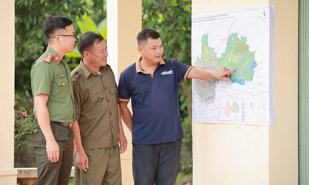 Gieo niềm tin, giữ bình yên bản làng