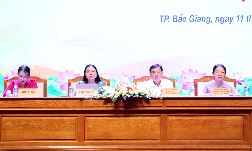 Đại biểu HĐND tỉnh khu vực thành phố Bắc Giang tiếp xúc cử tri