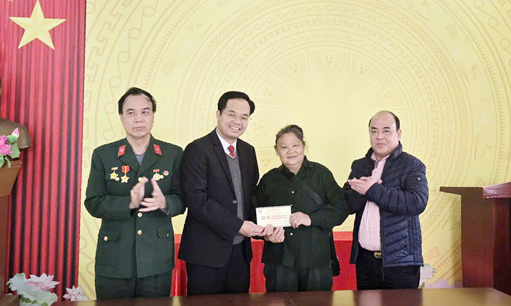  Thăm, tặng quà người có công Bắc Giang tại các trung tâm điều dưỡng trong và ngoài tỉnh