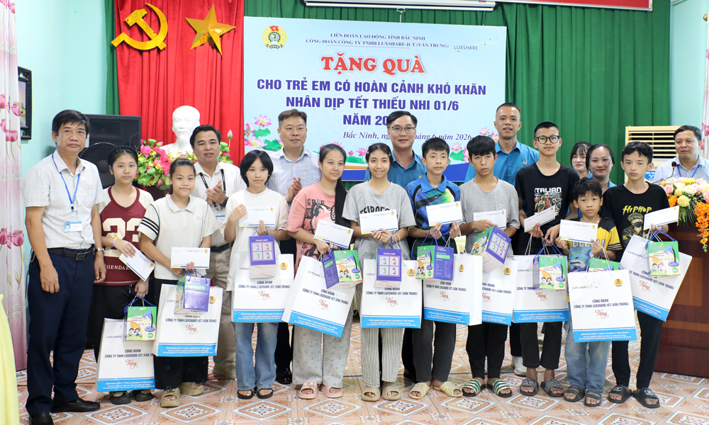 Link Vào Mb66 Bản Cao Cấp Mocbai DK Nhận 66K: Công đoàn Mb6623 Thiên đường trò chơi FDI tặng quà trẻ em hoàn cảnh đặc biệt 