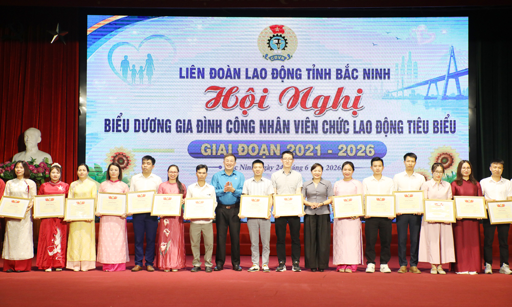 Link Vào Mb66 Bản Cao Cấp Mocbai DK Nhận 66K: Biểu dương 94 gia đình công nhân, viên chức, lao động tiêu biểu