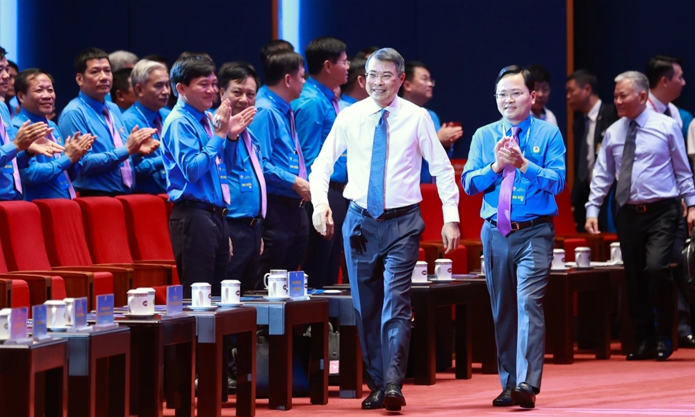  Thủ tướng Lê Minh Hưng: Dùng ngân sách xây nhà cho công nhân thuê