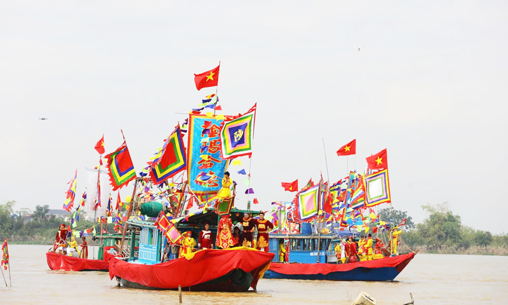 Hào hùng diễn xướng hội quân trên sông Lục Đầu
