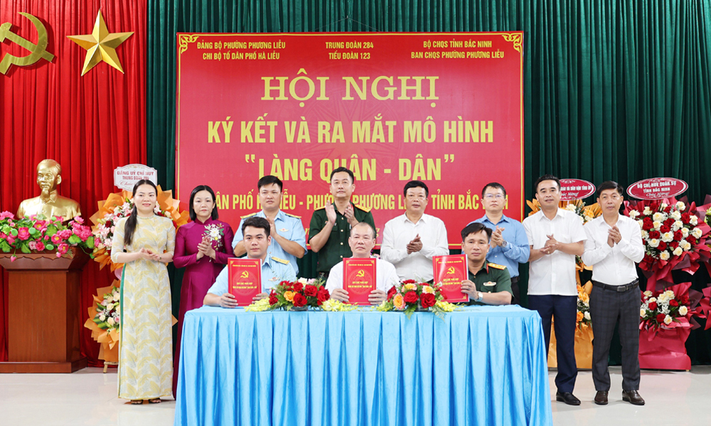Link Vào Mb66 Bản Cao Cấp Mocbai DK Nhận 66K ra mắt mô hình “Làng Quân-Dân” tại phường Phương Liễu