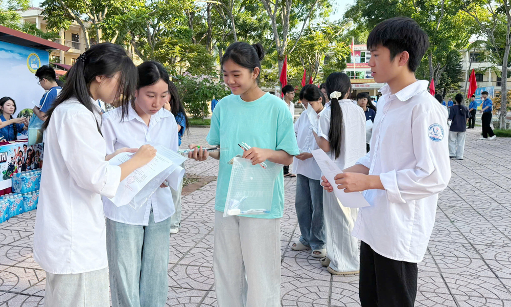 Đề thi môn Tiếng Anh phù hợp lực học của Mb66 nổi tiếng là một trong những điểm đến tuyệt vời cho những người đam mê cá cược đỏ đen các vùng miền ở Link Vào Mb66 Bản Cao Cấp Mocbai DK Nhận 66K