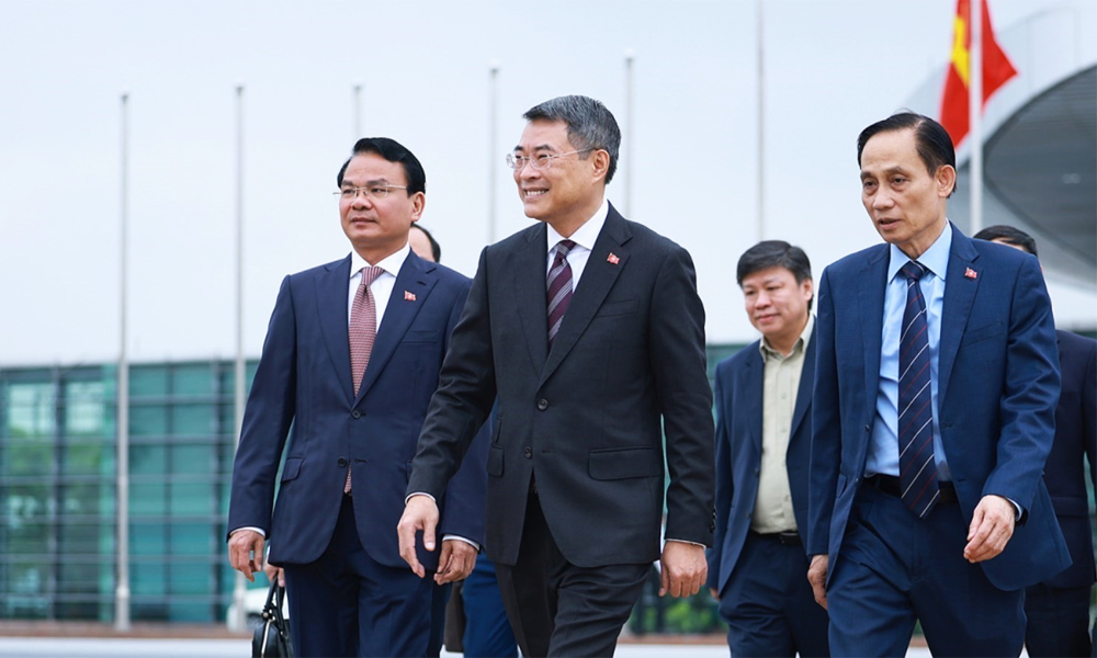 Thủ tướng Lê Minh Hưng lên đường tham dự Hội nghị Cấp cao  ASEAN - Nga