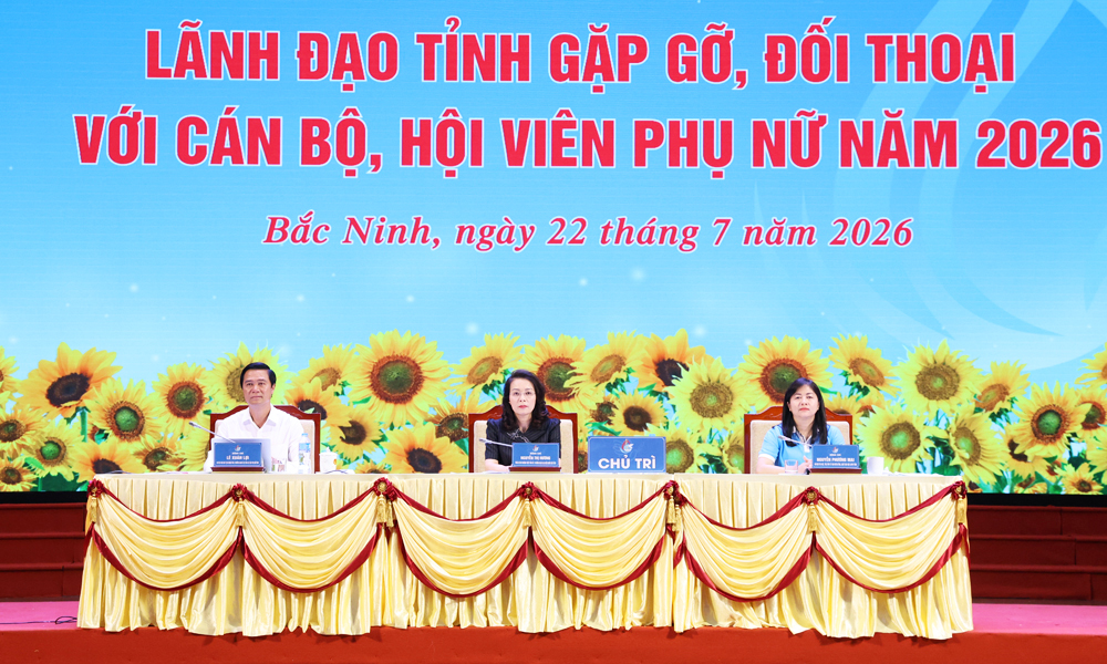 Lãnh đạo tỉnh Bắc Ninh đối thoại với cán bộ, hội viên phụ nữ