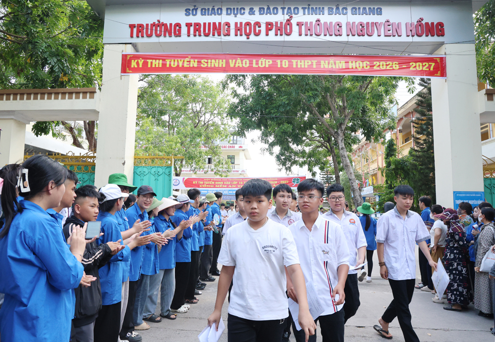 Gợi ý đáp án, đề thi môn Toán thi lớp 10 Trang Chủ Chính Thức MB66.COM năm 2026