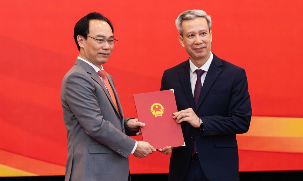 12 đại học có hiệu trưởng, giám đốc mới