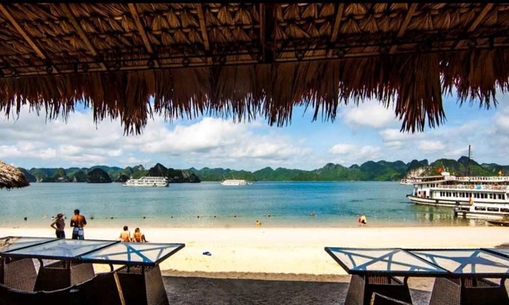 Bãi biển ít người biết tại Việt Nam vào top đẹp nhất thế giới