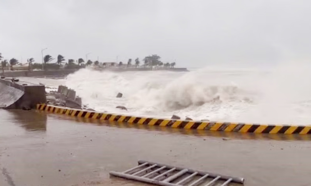 Siêu bão BAVI có thể gây gió mạnh trên Biển Đông vào cuối tuần