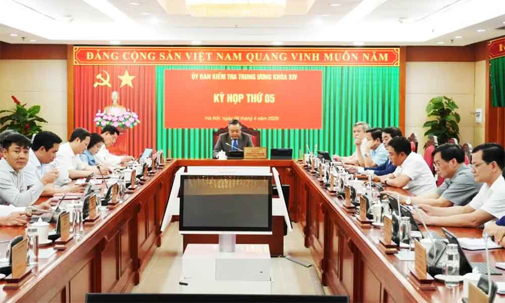 Ban Bí thư quyết định khai trừ 3 đảng viên vi phạm