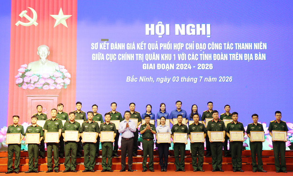  Phát huy vai trò xung kích của tuổi trẻ trong Khuyến mãi Mocbai, bảo vệ Tổ quốc